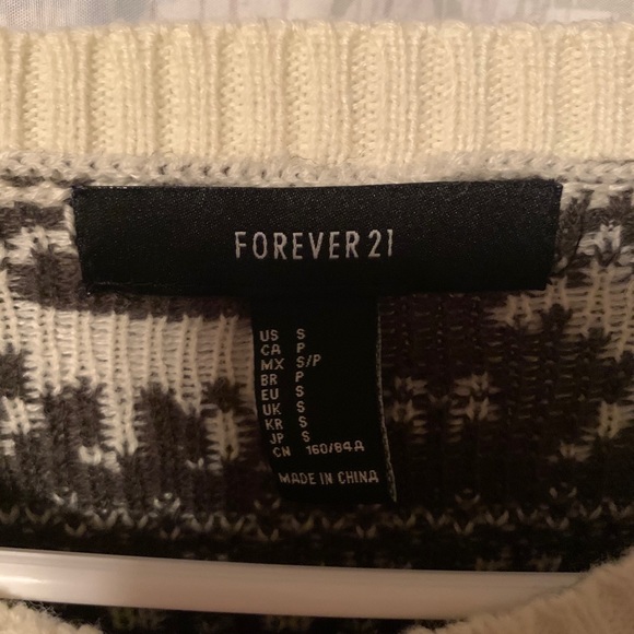 Forever 21 winter/Christmas sweater - Picture 7 of 7